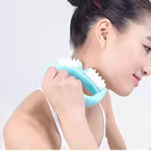 massage cou avec masseur anticellulite